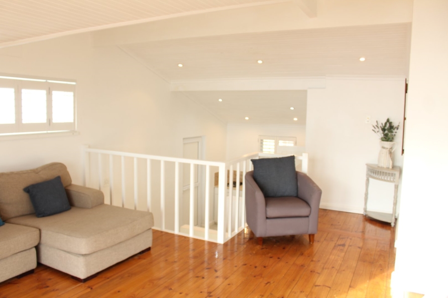 4 Bedroom Property for Sale in Simons Kloof Western Cape